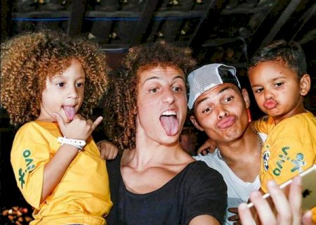 Mudaram muito? Em dia de Fla-Flu, veja como estão os minissósias de David Luiz e Thiago Silva após 10 anos