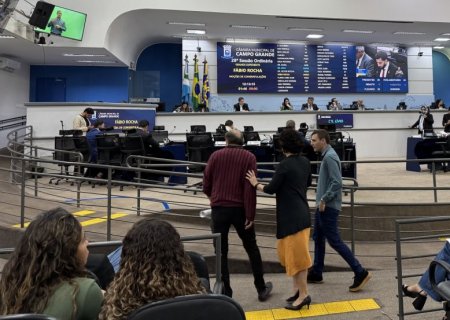 Câmara aprova título a deputado do PSOL que corre o risco de ser cassado