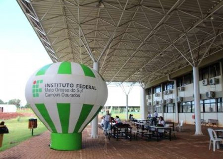 IFMS oferece 510 vagas para cursos de inglês e espanhol no interior