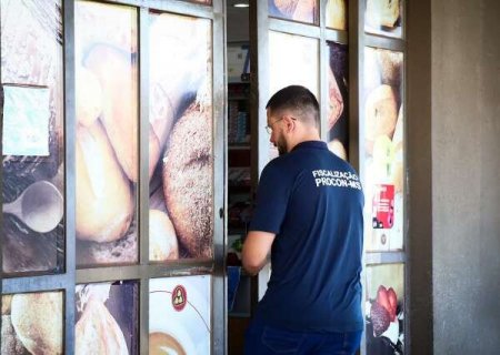 Padaria interditada alega perseguição e dá férias coletivas a funcionários