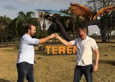 Prefeito exonera procurador e promete demitir chefe de gabinete e suspender contratos