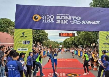 Corredores queniano e mineira vencem meia maratona de Bonito